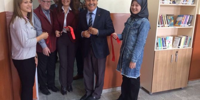 Hayırsever Vatandaş 109’uncu Kütüphanesini Açtı