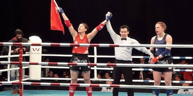 Muay Thai Dünya Şampiyonasında Bediha Taçyıldız Dünya Şampiyonu