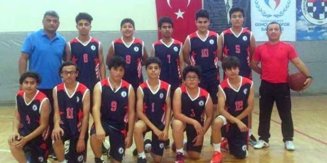 Kozan’da Yıldızlar Basketbol Turnuvası