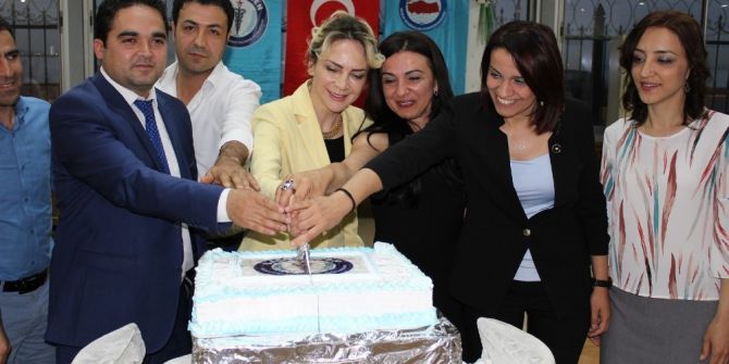 Hemşireler Günü Etkinliğinde Stres Attılar