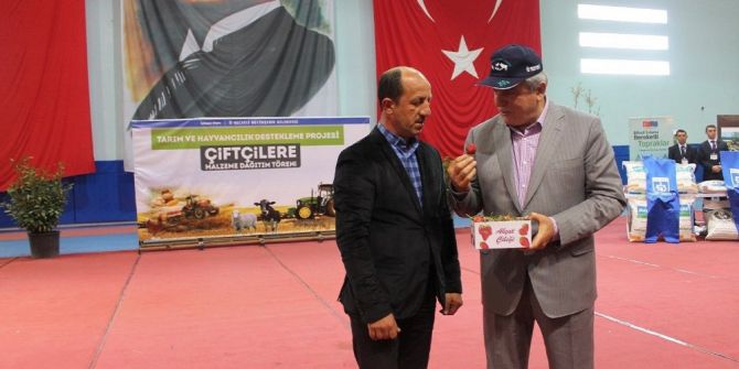 Büyükşehir’in Çiftçilere Desteği Devam Ediyor