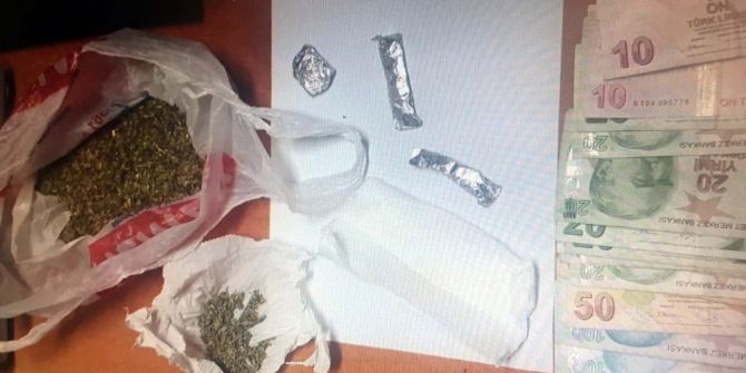 Bursa’da Uyuşturucu Operasyonu: 8 Gözaltı