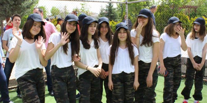 Çocuklar ’Bilim, Kültür Ve Sanat Şenliği’nde Eğlendi