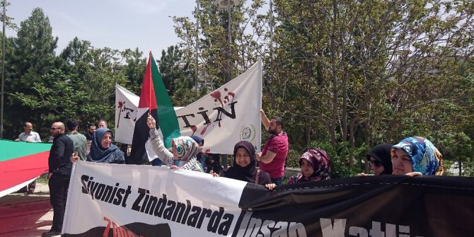 İsrail Büyükelçiliği Önünde Ezan Okundu