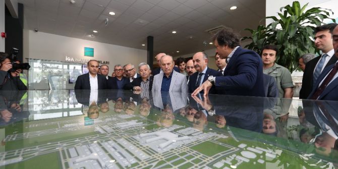 Bakan Müezzinoğlu: “İstihdamda 4 Ay İçerisinde 1 Milyonu Geçtik”