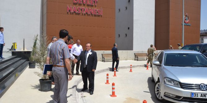 Hassa’da Yaralanan Askere Hastanede Ziyaret