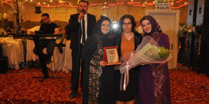 Bozüyüklü Hanımların Anneler Günü Buluşması Yoğun İlgi Gördü