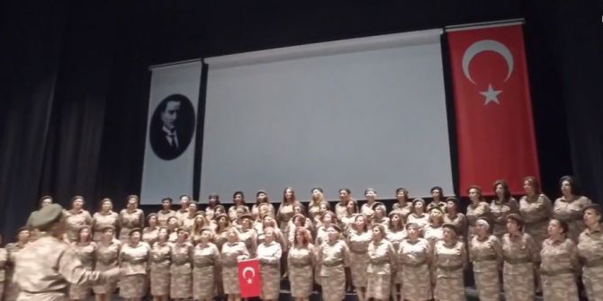 Nilüfer Kadın Korosu’ndan Mehmetçiğe Anneler Günü Marşı