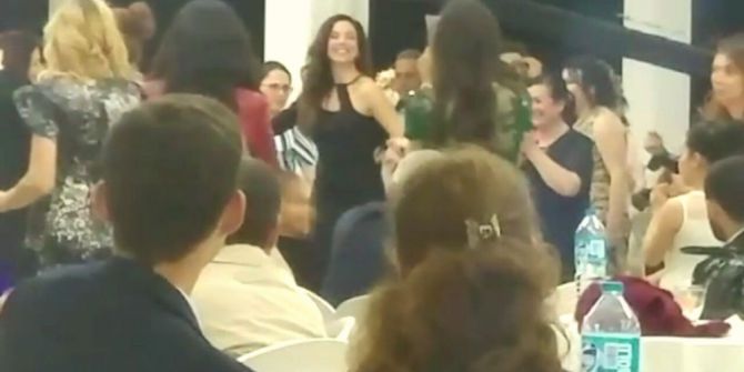 Azra Akın, İpsala’da Düğüne Katıldı