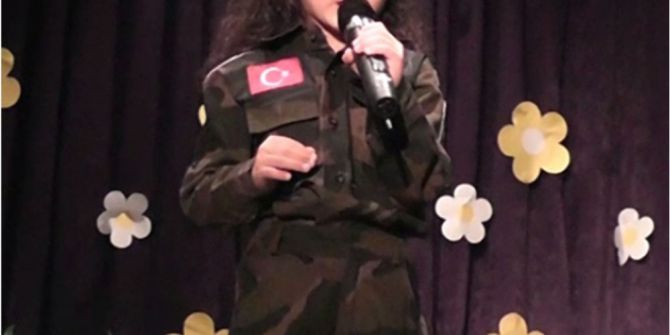 Beş Yaşındaki Kızdan Duygulandıran Şiir