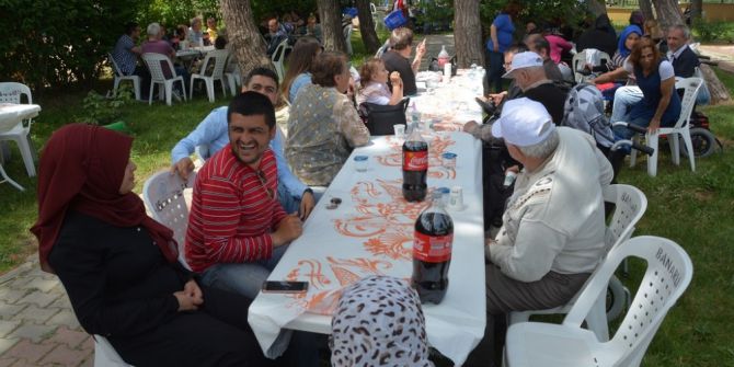 Sekomer Engelliler Haftası Kapsamında Piknik Düzenledi