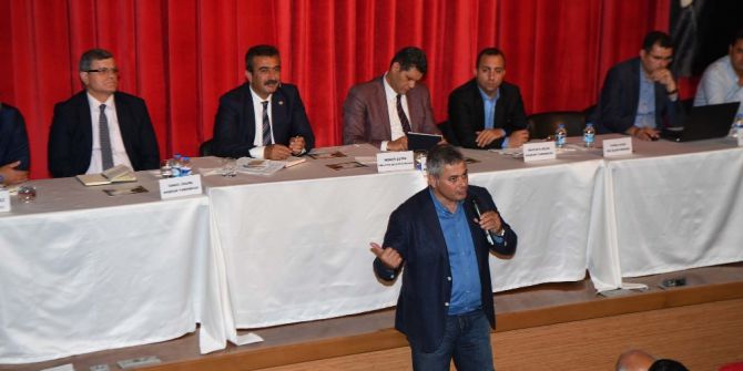 “Halk Günü” Stada Döndü