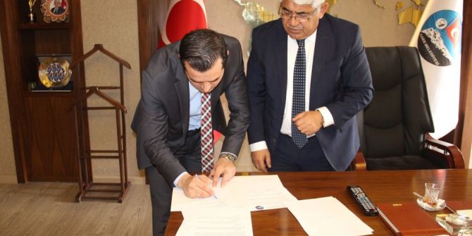 Kars Belediye Başkanlığı İle Kosgeb İl Müdürlüğü Arasında Protokol İmzalandı