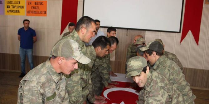 Rehabilitasyon Merkezi Öğrencilerinden Anneler Günü Programı