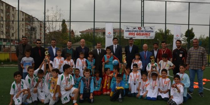 Iğdır’da Okullar Arası Futbol Turnuvası