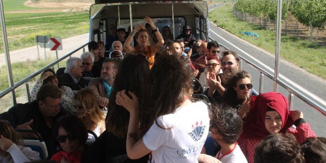 Ünlü İsimler Pertek’te