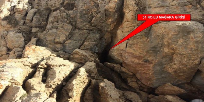 Pkk’nın Silah Deposu Olarak Kullandığı Mağaralar Ele Geçirildi