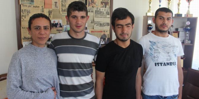 Engellilere ’Gönüllü Annelik’ Yapıyor