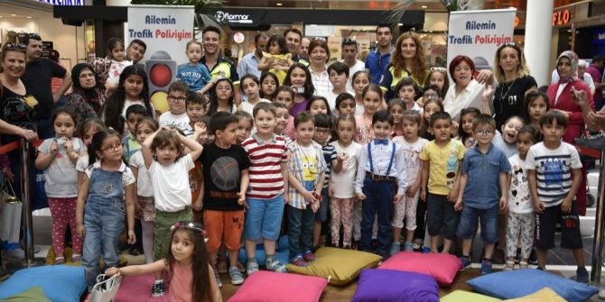 Onlar Ailelerinin Trafik Polisi Oldular