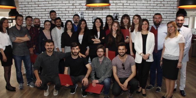 Medya Merkezinde Görev Alan Öğrenciler Teşekkür Belgelerini Rektör Gündoğan’dan Aldı