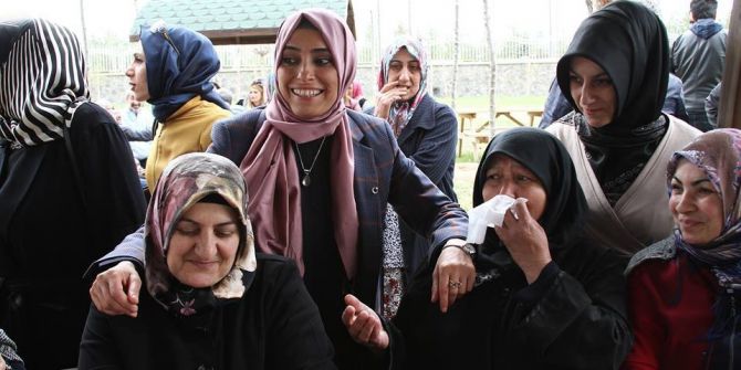 Anneler Gönüllerince Eğelendi