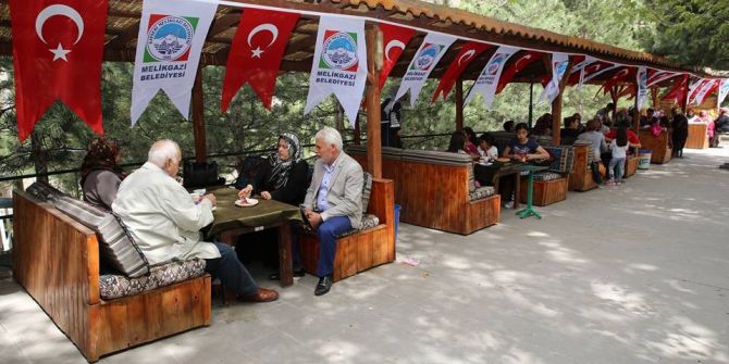 İbrahim Tennuri Hazretleri Anıldı