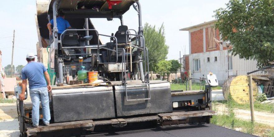 Serdivan Belediyesi Asfalt Çalışmalarına Son Hız Devam Ediyor