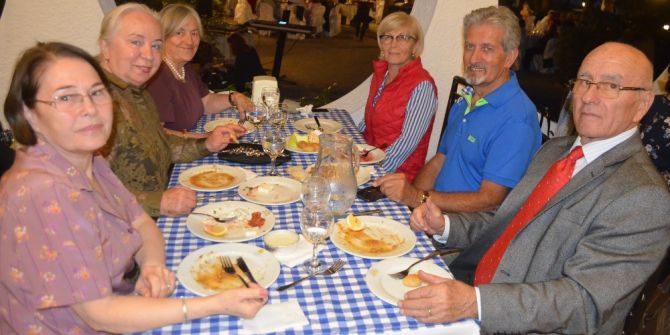 Çanakkale Öğretmen Okulu Mezunları Burhaniye’de Buluştu.