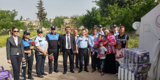 Emniyetten Depremzede Ailelere Anneler Günü Hediyesi