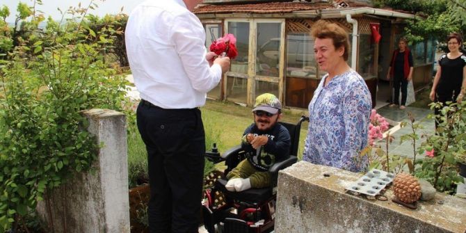 Başkan Işık’tan ’Anneler Günü’ Ziyareti