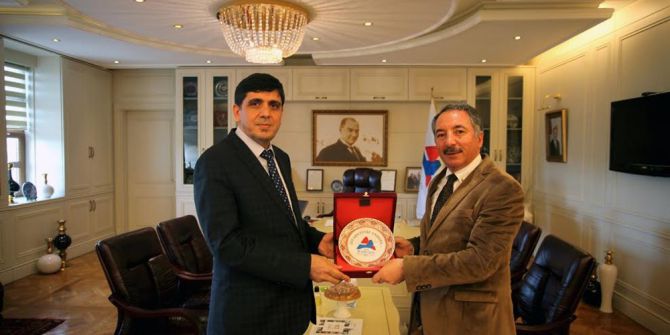Iü Rektörü Alma’dan Aiçü Rektörü Karabulut’a Ziyaret