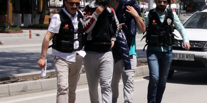 Adliyeye Sevk Edilen Uyuşturucu Zanlıları Tutuklandı