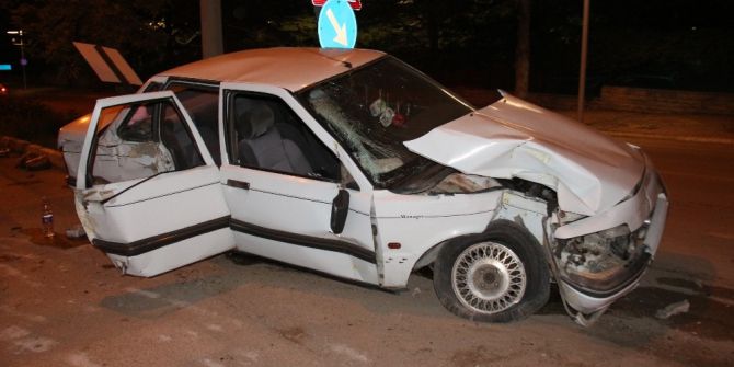 Elazığ’da Trafik Kazası: 4 Yaralı