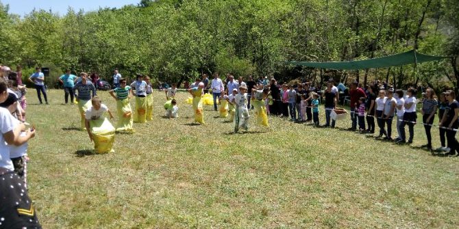 Beyçayırlılar Derneği Geleneksel Piknik Şenliği Yapıldı