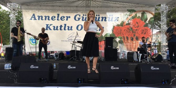 Çorlu’da Anneler Günü Konseri Düzenlendi