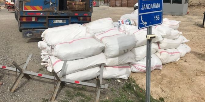 Başkale’de 3 Ton Kaçak Çay Ele Geçirildi