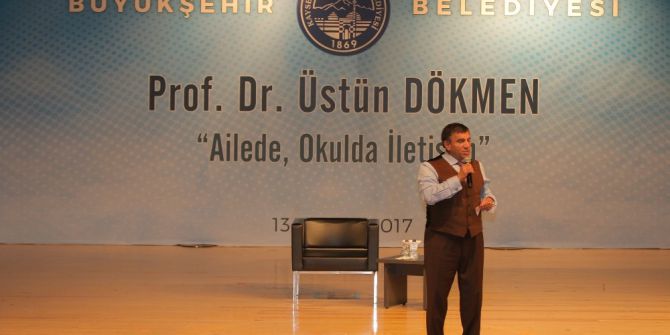 Psikolog-yazar Üstün Dökmen, Büyükşehir Belediyesi’nin Söyleşisine Katıldı