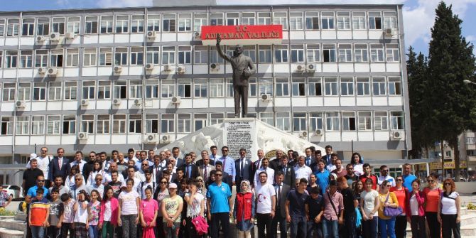 Gençlik Haftası Kutlamaları Başladı