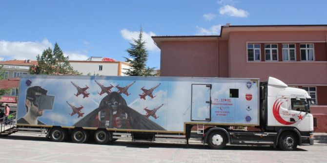 Türk Yıldızları Tır’ı Sungurlu’da