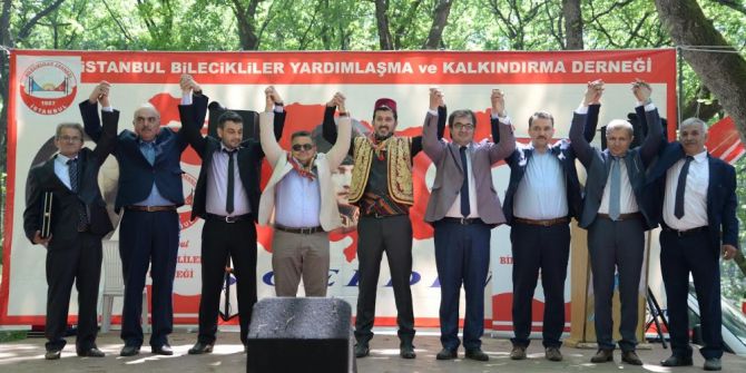 Şeyh Edebali Ve Ertuğrulgazi’nin Torunları İstanbul’da Bir Araya Geldi