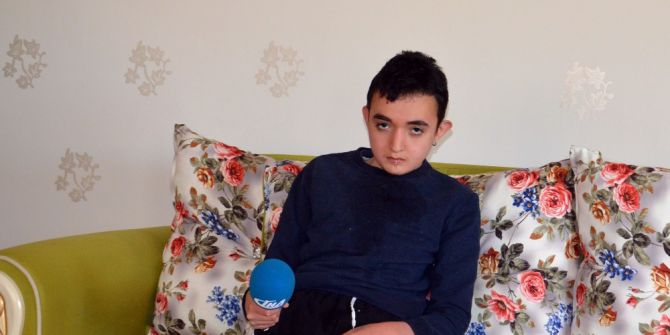 Tek İsteği Engelli Çocuğunun Tedavi Edilmesi