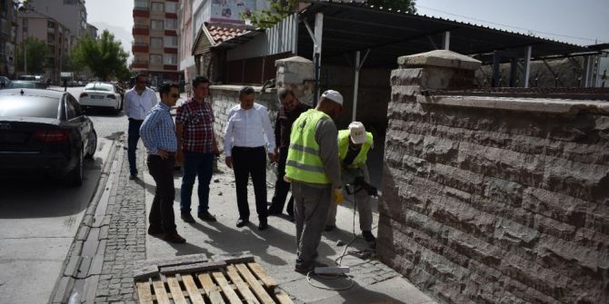 Seydişehir’de Hükümet Konağı Bahçesi Ve Çevresi Düzenleniyor