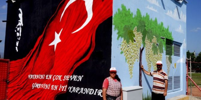 Sarıgöl’ün Elektrik Trafoları Renkleniyor