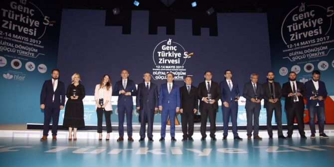 Binlerce Öğrenci Genç Türkiye Zirvesinde Buluştu