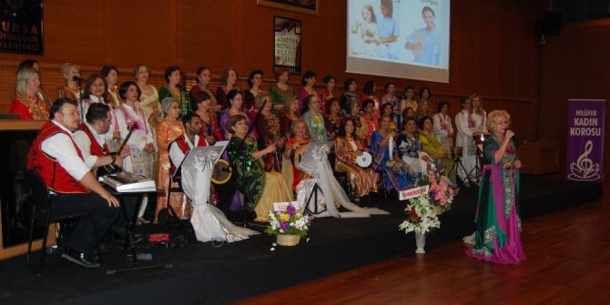 Nilüfer Kadın Korosu Roma Yolcusu