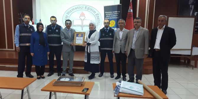22. Günebakan Sertifikası Hizmetiçi Eğitim Enstitüsüne Verildi