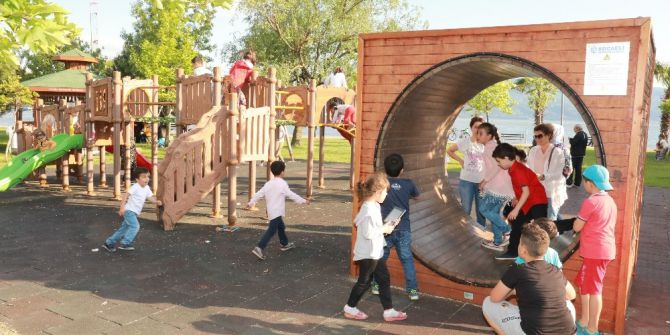 Körfez Sahilleri Cıvıl Cıvıl