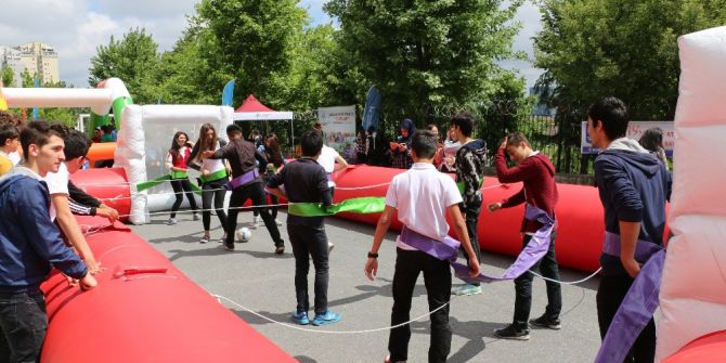 Gençlik Ve Spor Şenlikleri, Öğrencileri Sınav Stresinden Uzaklaştırıyor