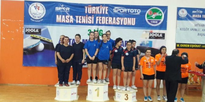Salihli, Masa Tenisinde 2. Lige Yükseldi