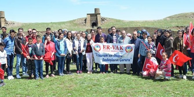 Ervak Gençlik Komisyonu, 100 Öğrenciye Unutulmaz Bir Gün Yaşattı